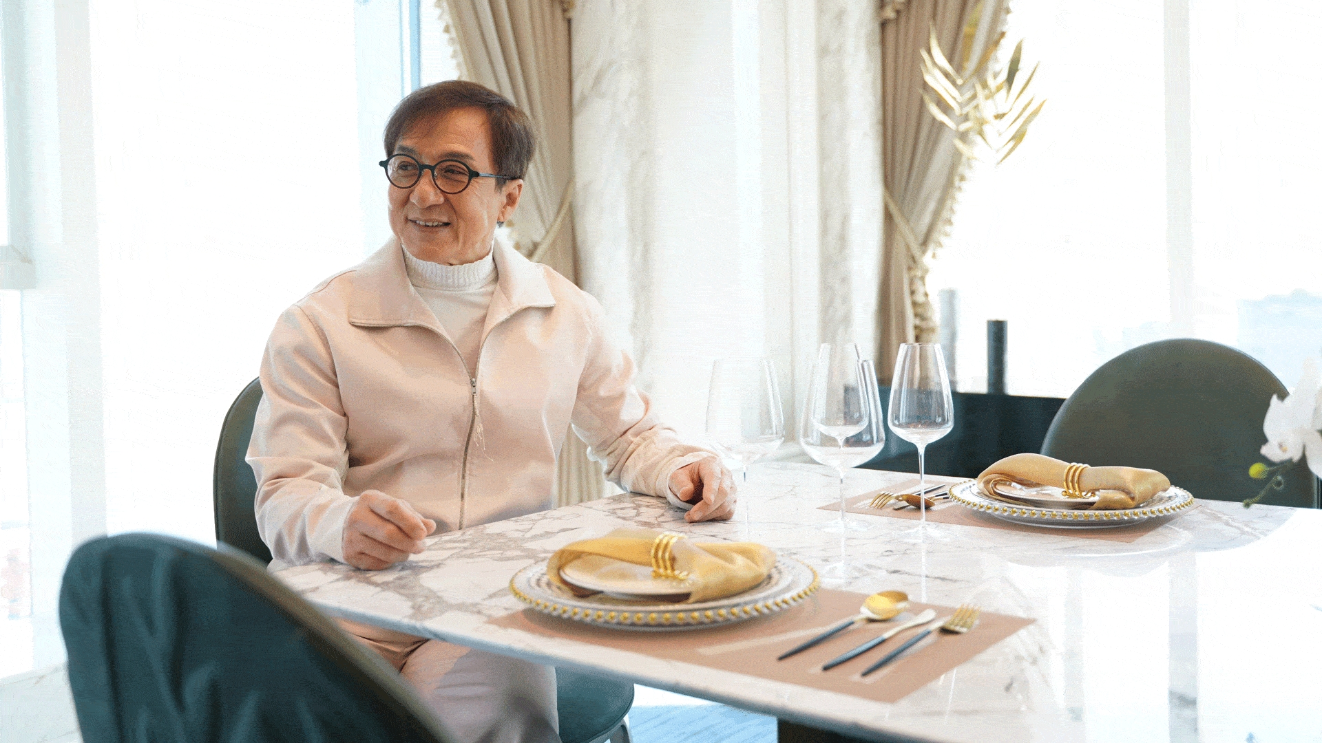 成龙财富_最有钱的明星_娱乐圈成龙的级别